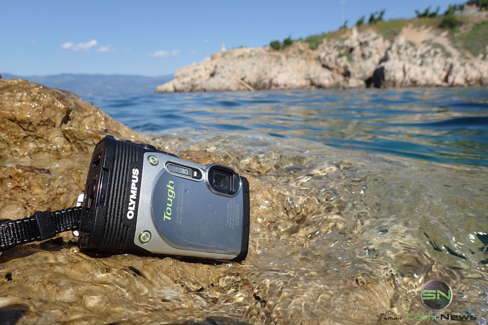 Olympus TG-850 Outdoorkamera, Selfie-Display, 21mm Weitwinkel Sightseeing Objektiv