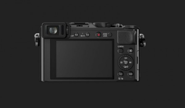 Panasonic LX 100 - Rückseite und Display