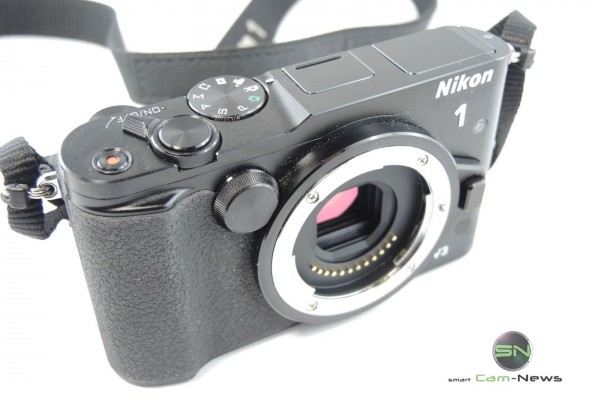 Frontansicht - Nikon 1 V3 - SmartCamNews