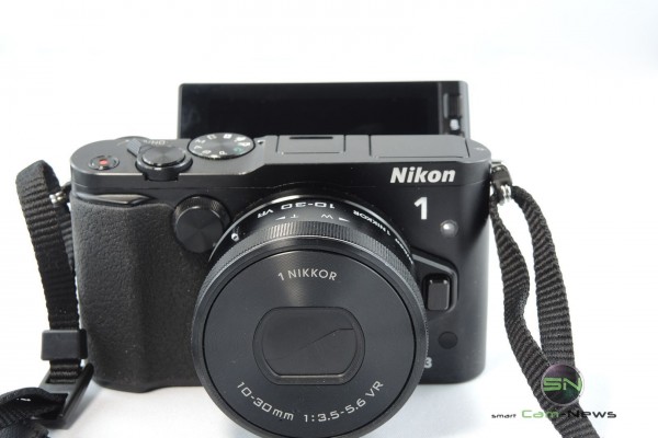 Keine Selfie Funktion - Nikon 1 V3 - SmartCamNews
