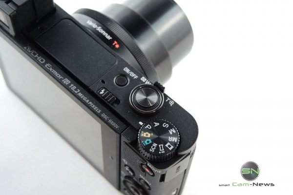 Bedienelemente mit PASM und Panorama - Sony HX90V - SmartCamNews