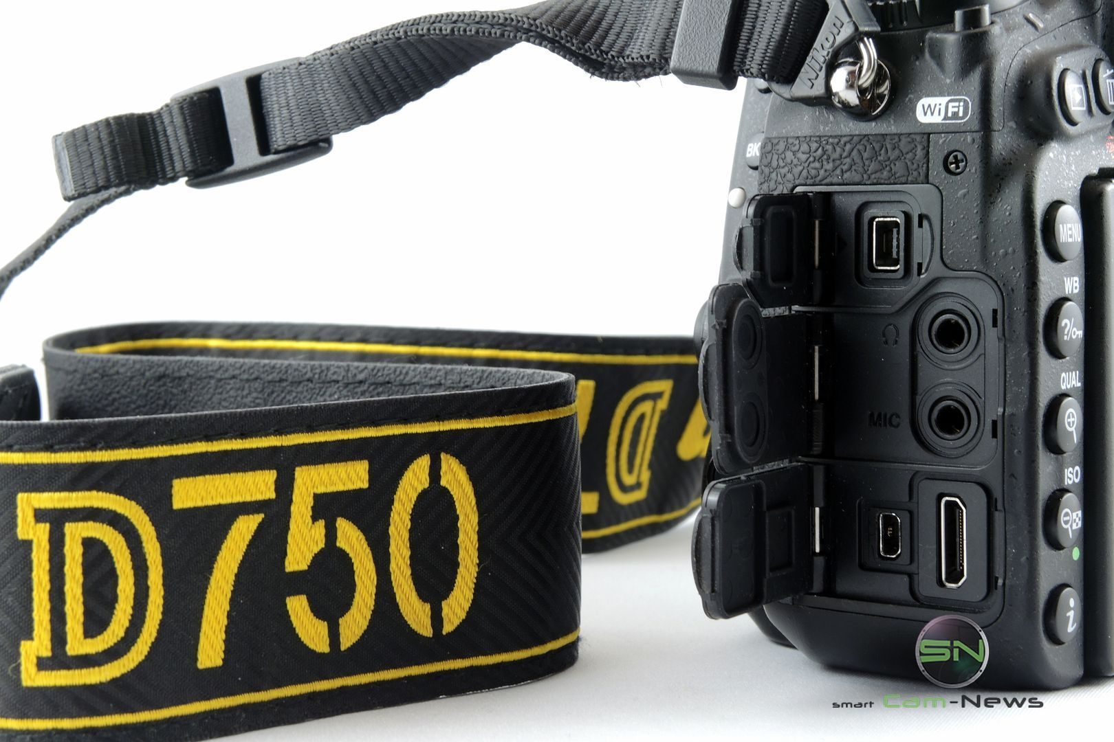 externe Anschlüsse - Nikon D750 - SmartCamNews
