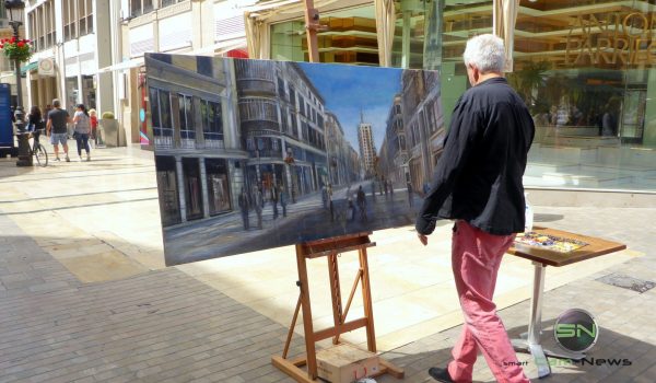 Straßenkünstler Barcelona - Panasonic FT5 - SmartCamNews