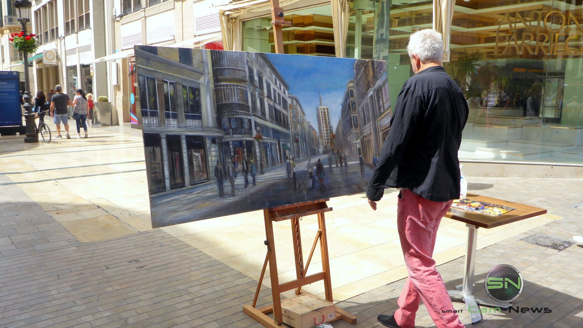 Straßenkünstler Barcelona - Panasonic FT5 - SmartCamNews