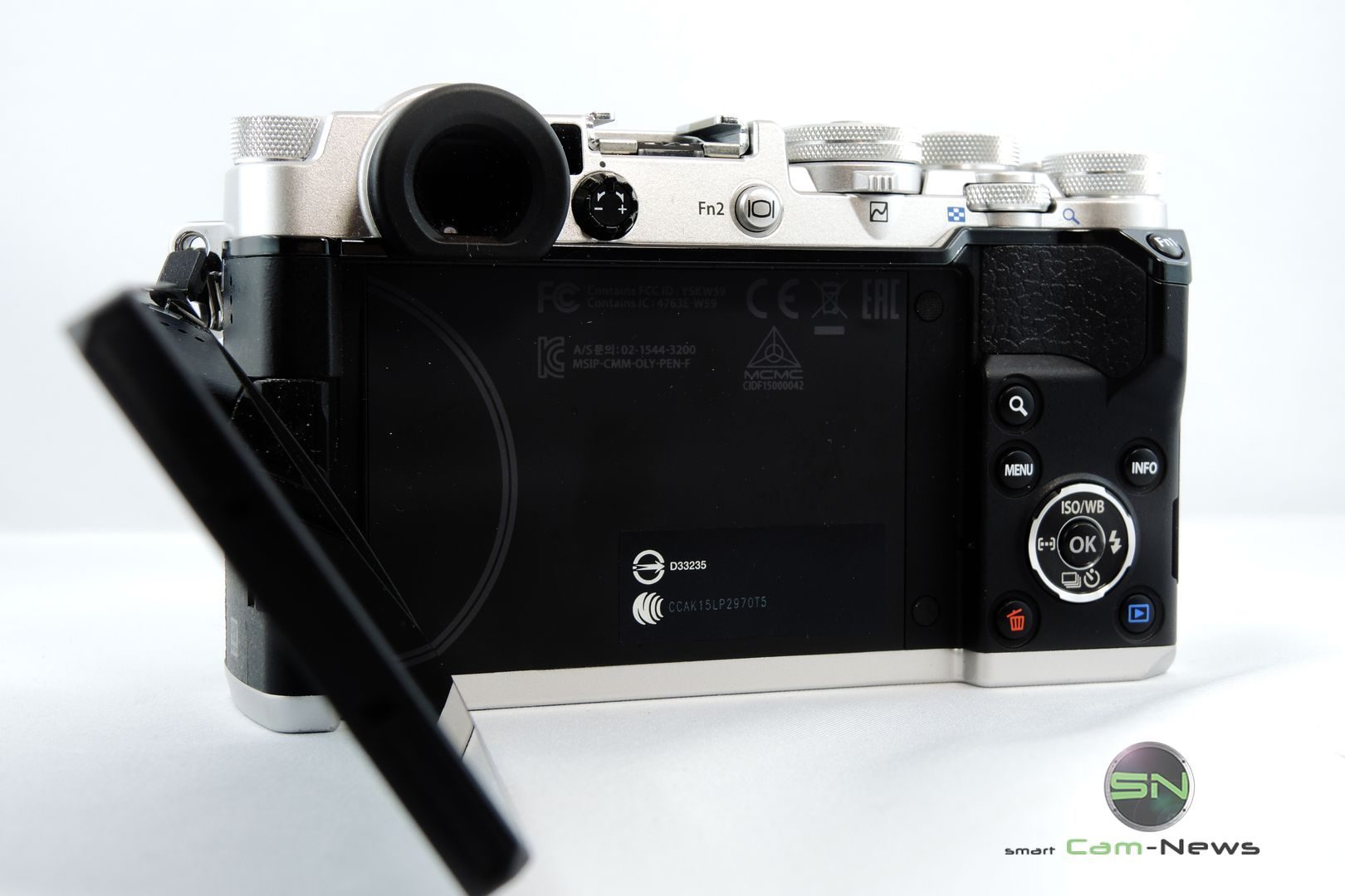 Klappdisplay - Olympus PEN F - SmartCamNews