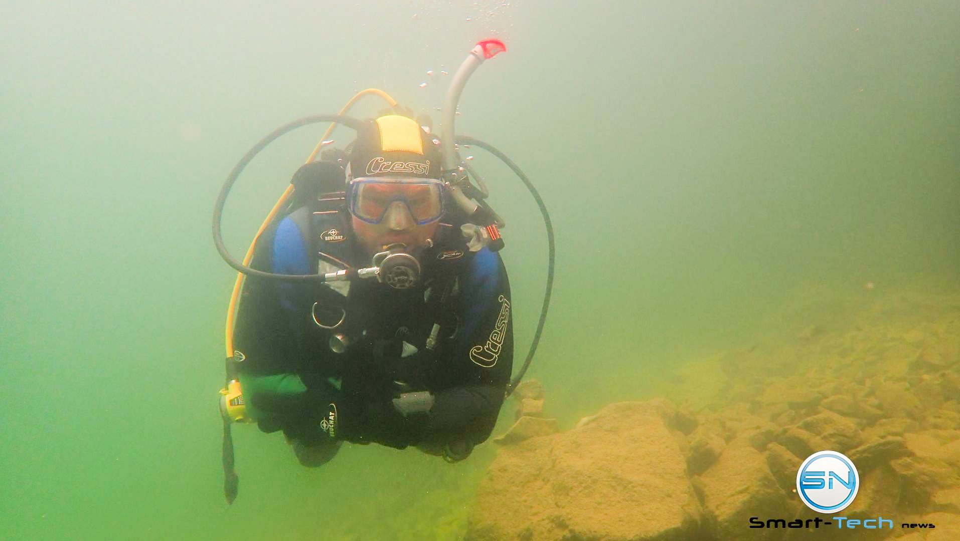 Diver im Achensee Olympus TG 5 - SmartTechNews