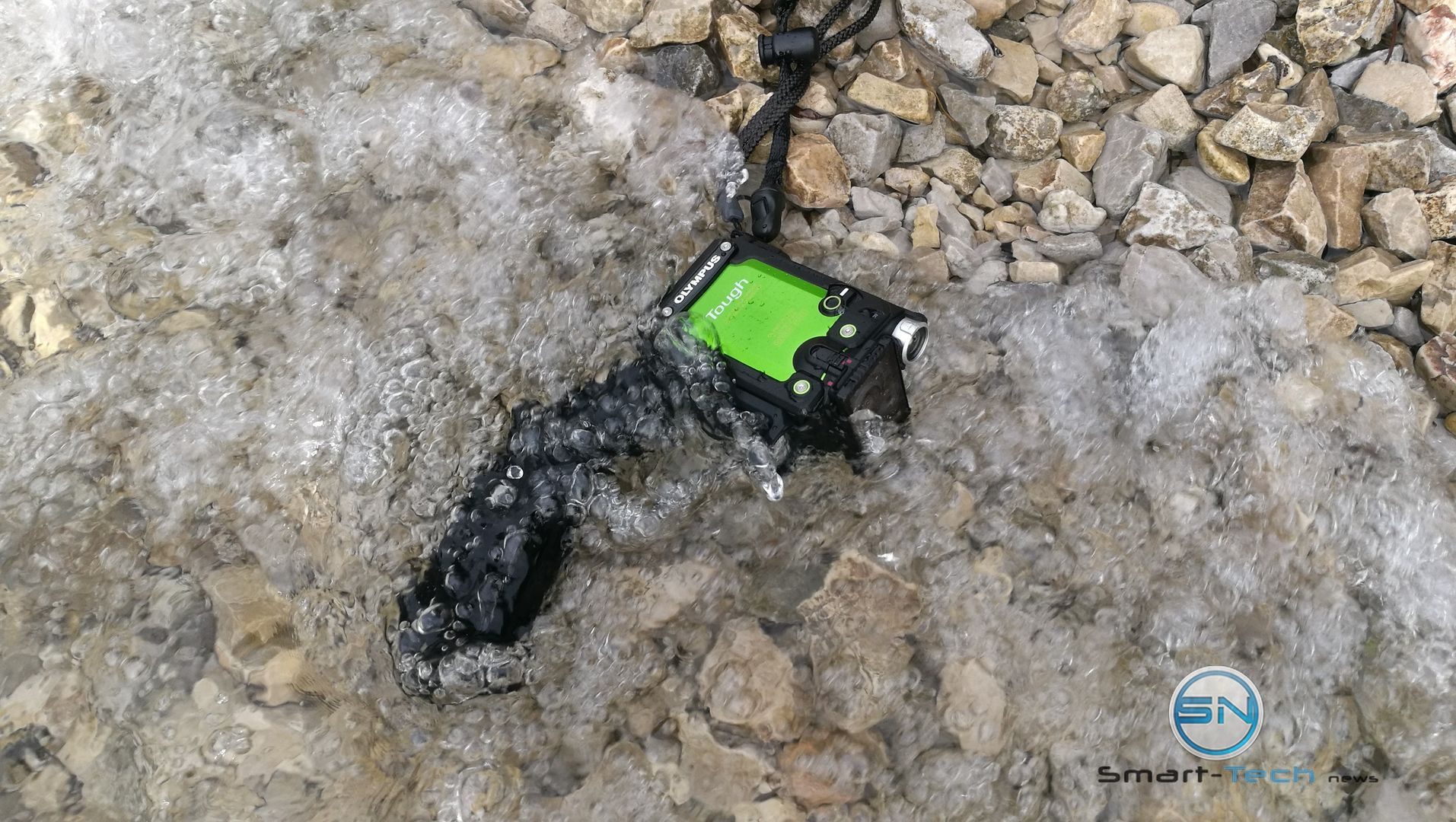 cold Water - Olympus TG Tracker Achensee Tirol - SmartTechNews